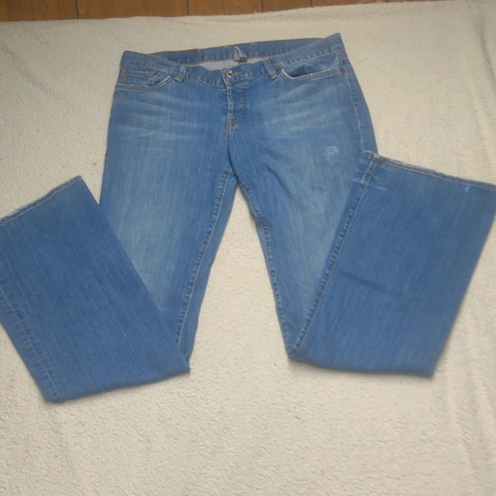 Lucky Brand Dungarees Sweet Drean jeans flared women's sz 12/31 button fly